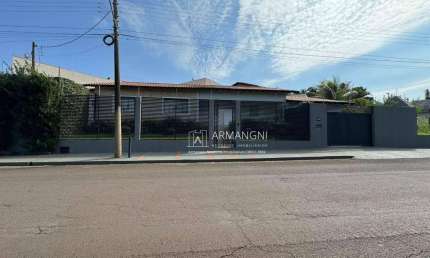 Casa com 4 dormitórios à venda, 483 m² por R$ 1.650.000,00 - Centro - Cornélio Procópio/PR