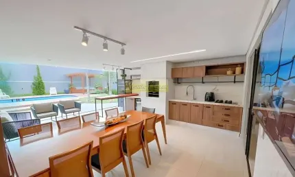 Casa Alto Padrao – Conforto e Sofisticacao a 500m do Mar