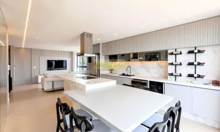 Apartamento com 3 quartos para alugar na Rua Conselheiro Júlio Kumm, 528, Praia Brava, Itajaí