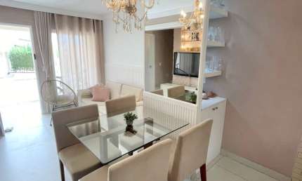 Casa Duplex Reformada e Semi-Mobiliada no Condomínio Jardine - 3 Quartos e Área Gourmet Privativa!