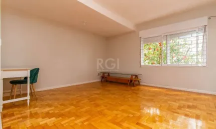 APARTAMENTO 4 DORMITÓRIOS COM VAGA DE GARAGEM NO BOM FIM