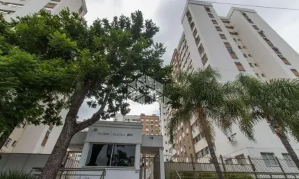Apartamento com 3 quartos à venda na Rua Antônio Joaquim Mesquita, 570, Passo da Areia, Porto Alegre