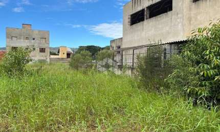 Terreno amplo no Bairro Jardim Leopoldina, Porrto Alegre
