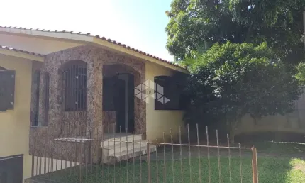 Casa com 3 quartos à venda na Rua Ari Barroso, 816, Sarandi, Porto Alegre