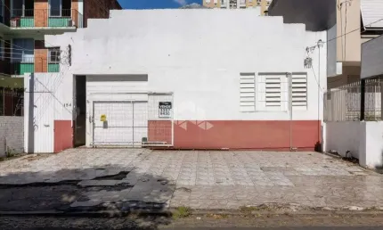 Pavilhão com 380 m², a poucos metros da av assis brasil e do terminal triangulo, lindóia shopping e hospital conceição.