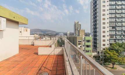 Cobertura 3 dormitórios 1 suíte 225m² 2 vagas no bairro Jardim Botânico