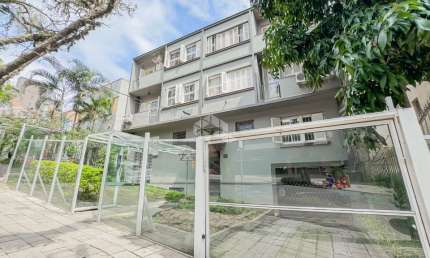 Apartamento 03 dormitórios, vaga para 2 carros, em frente ao Juvenil.
