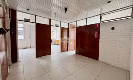 Sala comercial ideal para consultório dentário no centro histórico