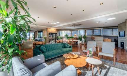 Apartamento com três suítes, no ponto mais alto do Bela Vista.