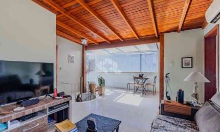 Cobertura 2 dormitórios 108m² 1 vaga no bairro Santo Antônio