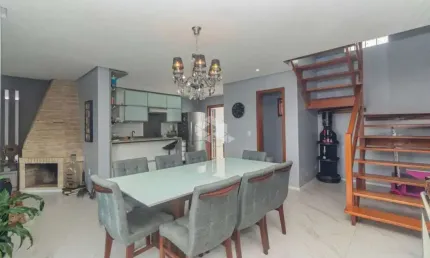Casa com 3 quartos à venda na Rua Antonio Delapieve, 180, Mário Quintana, Porto Alegre
