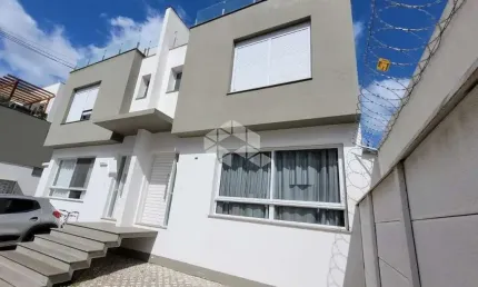 Casa em condomínio com 197m² e 3 quartos à venda no bairro Glória.