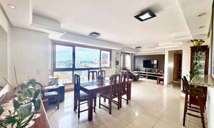 Apartamento com 87m² e vista incrível, no Passo D'Areia