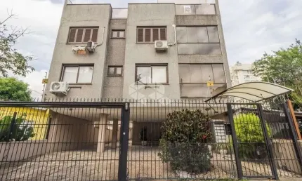 Apartamento de 2 quartos 1 suíte e 2 vagas no bairro Jardim Lindóia em Porto Alegre-RS!