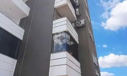 Apartamento com 2 quartos com vista livre, box escriturado, prédio todo revitalizado - parada 61 - gravataí