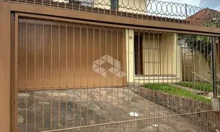 SOBRADO  EXCEPCIONAL EM ÓTIMA, MUITO BEM LOCALIZADO 3 DORMITÓRIOS