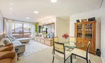 Apartamento de 3 dormitórios, 1 suíte e 2 vagas no bairro Higienópolis em Porto Alegre-RS!
