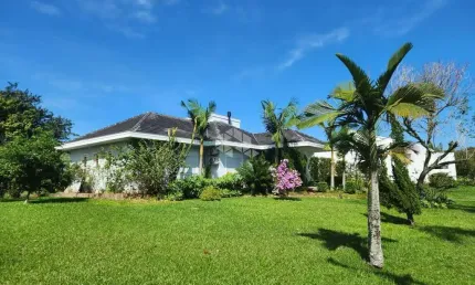 CASA CONDOMÍNIO  3 DORM SENDO 2 SUÍTES  NOVA STA RITA -CAJU