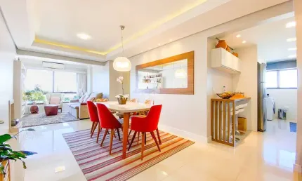 Apartamento / 2 Dormitórios / 1 Suíte / 2 Vagas / Lareira / Churrasqueira / Condomínio Paris / 87m / Sarandi / São Sebastião / Porto Alegre / RS