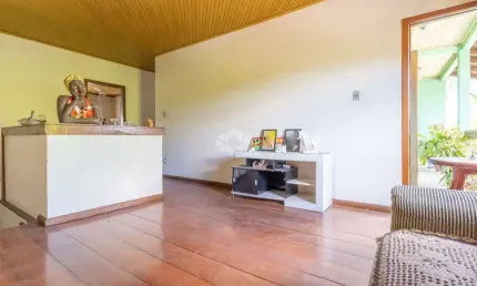 Casa com 3 quartos sendo 1 suíte, 2 Vagas 276m2  Jardim Itú