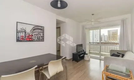 Apartamento de 2 dormitórios, 1 suíte, 1 vaga no bairro Passo da Areia em Porto Alegre-RS