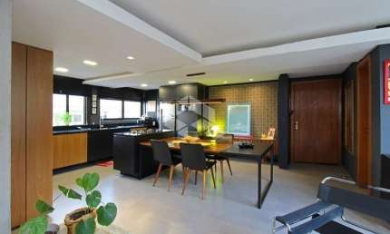 Apartamento de 3 Quartos Transformado em 2 Suítes com Vista Deslumbrante