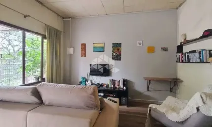 Casa em terreno PLANO de 400 m² a venda no Bairro Jardim Itú - Porto Alegre/RS