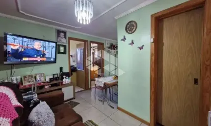 Apartamento  com 2 quartos, 1 vaga rotativa no bairro Rubem Berta.