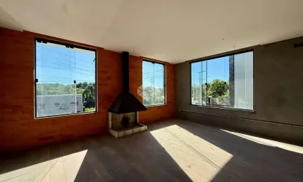 Casa nova no Verdes Campos, 3 dormitórios, 1 suíte e 3 vagas!