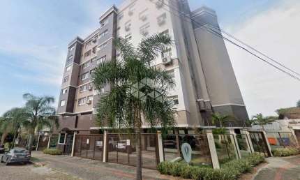 IMOVEL PARA INVESTIDOR - JÁ LOCADO!Apartamento com 2 quartos sendo uma suíte, 2 vagas de garagem, cozinha com churrasqueira no Bairro Jardim Itú