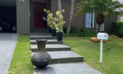 Casa em Condomínio para Locação em Itu, Jardim Theodora, 4 dormitórios, 4 suítes, 2 banheiros, 2 vagas