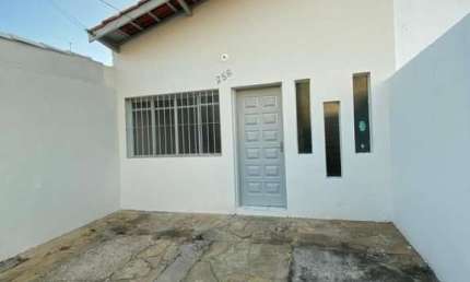 Casa para Locação em Itu, Vila Santa Terezinha, 2 dormitórios, 1 banheiro, 1 vaga