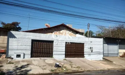 2 Casas no Lote a 200m do Passeio das Águas Shopping