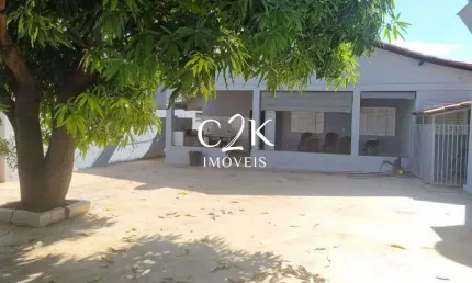 Casa Térrea com Churrasqueira e Sistema de Segurança no Jardim América