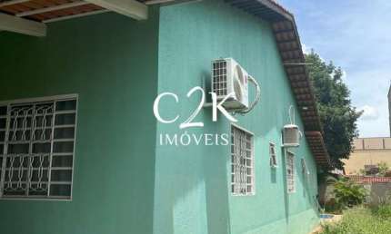 CASA 3 quartos, Suíte, Piscina na CIDADE JARDIM COM LOTE GRANDE