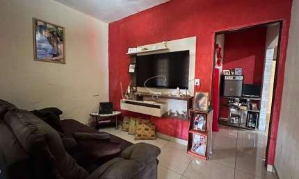 Casa com dois quartos à venda no bairro Monte Líbano em Birigui