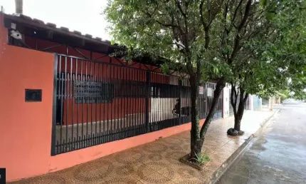 Casa de três quartos para venda no bairro São Braz em birigui