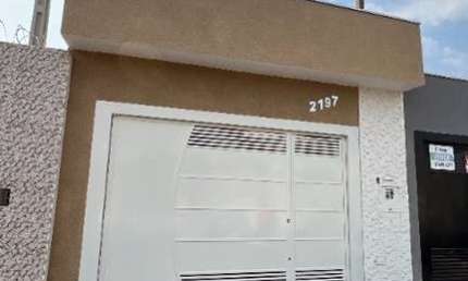 Casa de três quartos com suíte para venda no Bairro Jardim Novo Stabile em Birigui