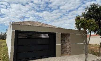 Imperdível: Casa à venda em Birigüi-SP, Residencial Moimaz, 3 quartos, 1 suíte, 2 salas, 3 banheiros, 4 vagas, 153,85m².