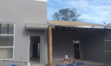 Casa de alto padrão em condomínio com 3 quartos e 2 suítes em Birigüi-SP, Residencial Veneza - 180m² - 2 vagas - 5 banheiros