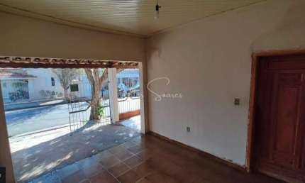 Imperdível oportunidade: Casa à venda em Birigüi-SP, Centro - 2 quartos, sala, banheiro, garagem, 184,85 m² de área.