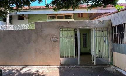 Casa com 3 quartos à venda na Rua Doutor Arthur Cordeiro, 534, Patrimônio Silvares, Birigui