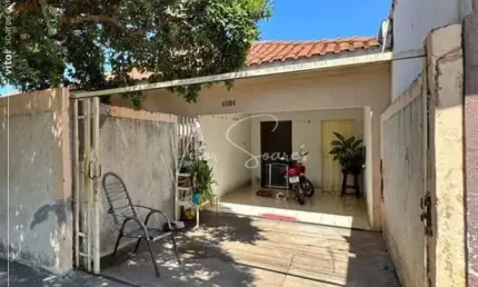 Casa á venda no São braz em Birigui: 3 Quartos sendo 1 suíte, sala de jantar, sala de tv e garagem