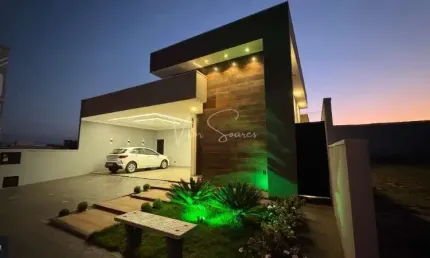 Espetacular Casa em Condomínio à Venda em Birigui-SP, Condomínio Villa Lobos - 03 Quartos, 03 Suítes, 2 Salas, 4 Banheiros, 4 Vagas, 215m²