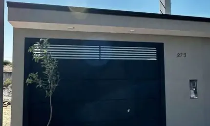 Excelente oportunidade de compra! Casa à venda em Birigüi-SP, Residencial Portal da Pérola II, 2 quartos, 1 suíte, 2 banheiros, 2 vagas de garagem, 63,88m²