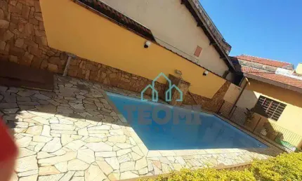 Casa com 4 dormitórios à venda, 350 m² por R$ 850.000,00 - Parque São Cristóvão - Taubaté/SP