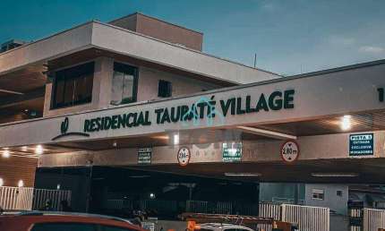 Sobrado com 3 dormitórios (3 suites) à venda, 350 m² por R$ 1.850.000 - Condomínio Village Taubaté - Taubaté/SP