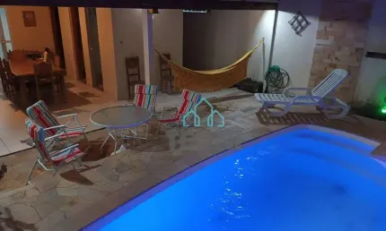 Sobrado com 3 dormitórios sendo 1 suíte à venda, 200 m² por R$ 900.000 - Parque Esperança - Taubaté/SP