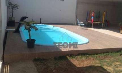 Sobrado com 4 dormitórios à venda, 272 m² por R$ 660.000,00 - Jardim Oásis - Taubaté/SP