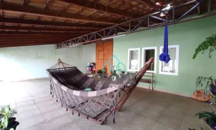 Casa com 2 dormitórios à venda, 213 m² por R$ 530.000,00 - Jardim Bela Vista - Taubaté/SP